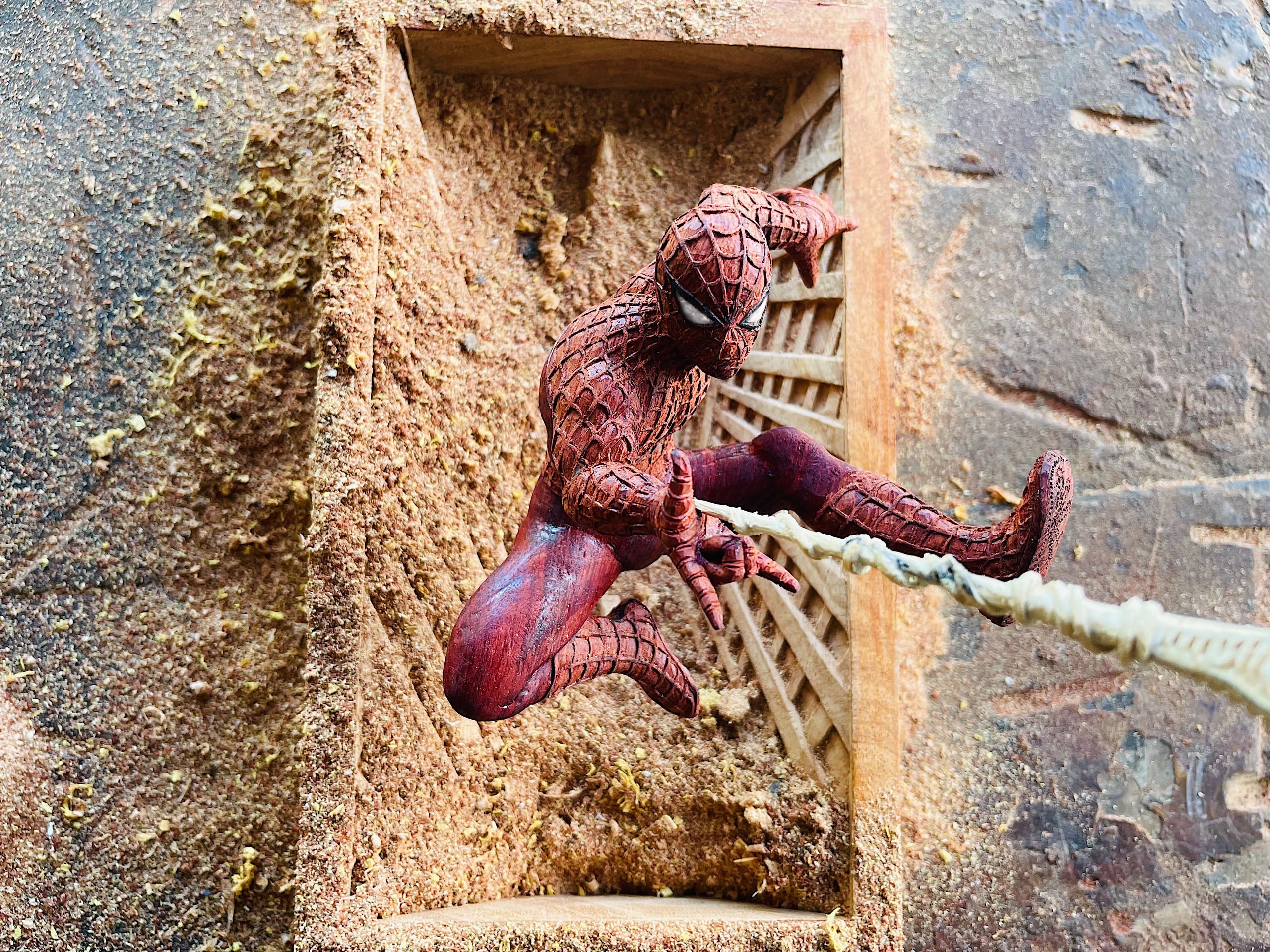 Spider-man Figure Wood Carving - City Frame - Woodart Vietnam 