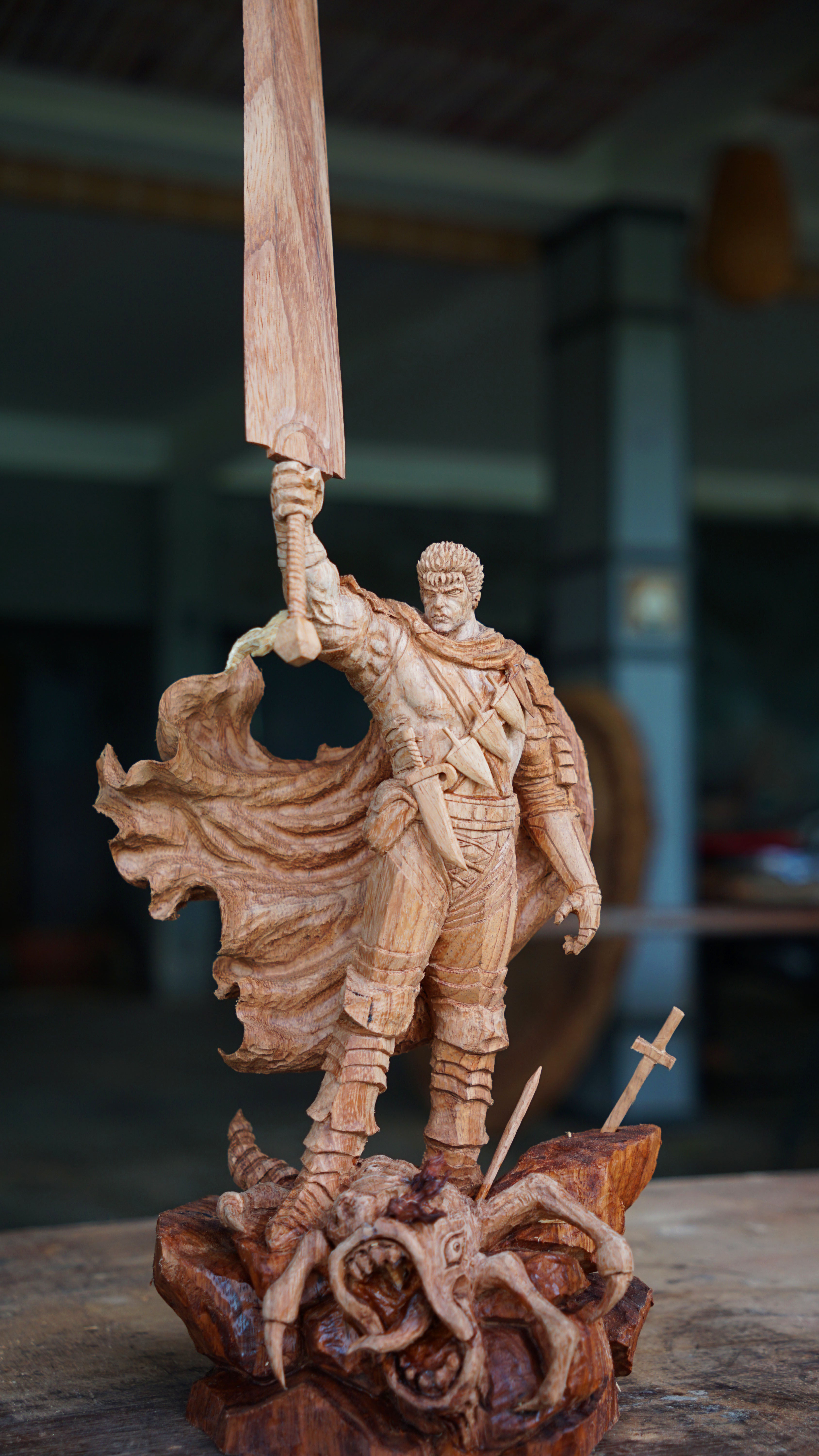 Berserk figure wooden statue Guts Figure