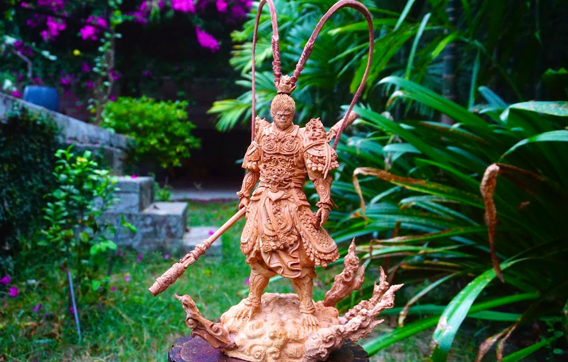 Wukong-wood-carving-figure-statue