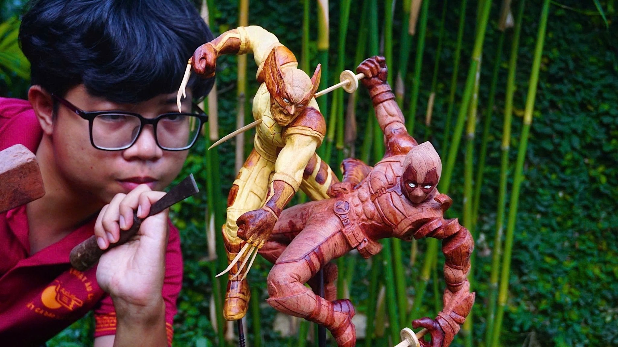 Deadpool vs Wolverine - Figure Wood Carving - Woodart Vietnam