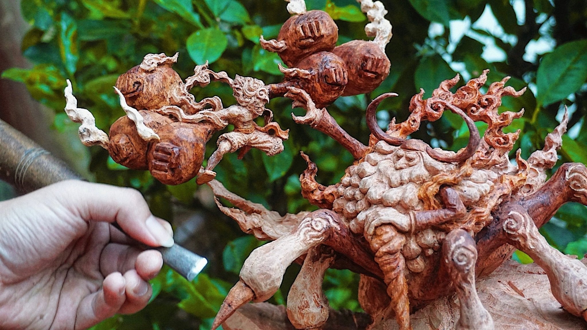 Luffy Gear 5 vs Saturn - One Piece Figure Wood Carving - Woodart Vietnam