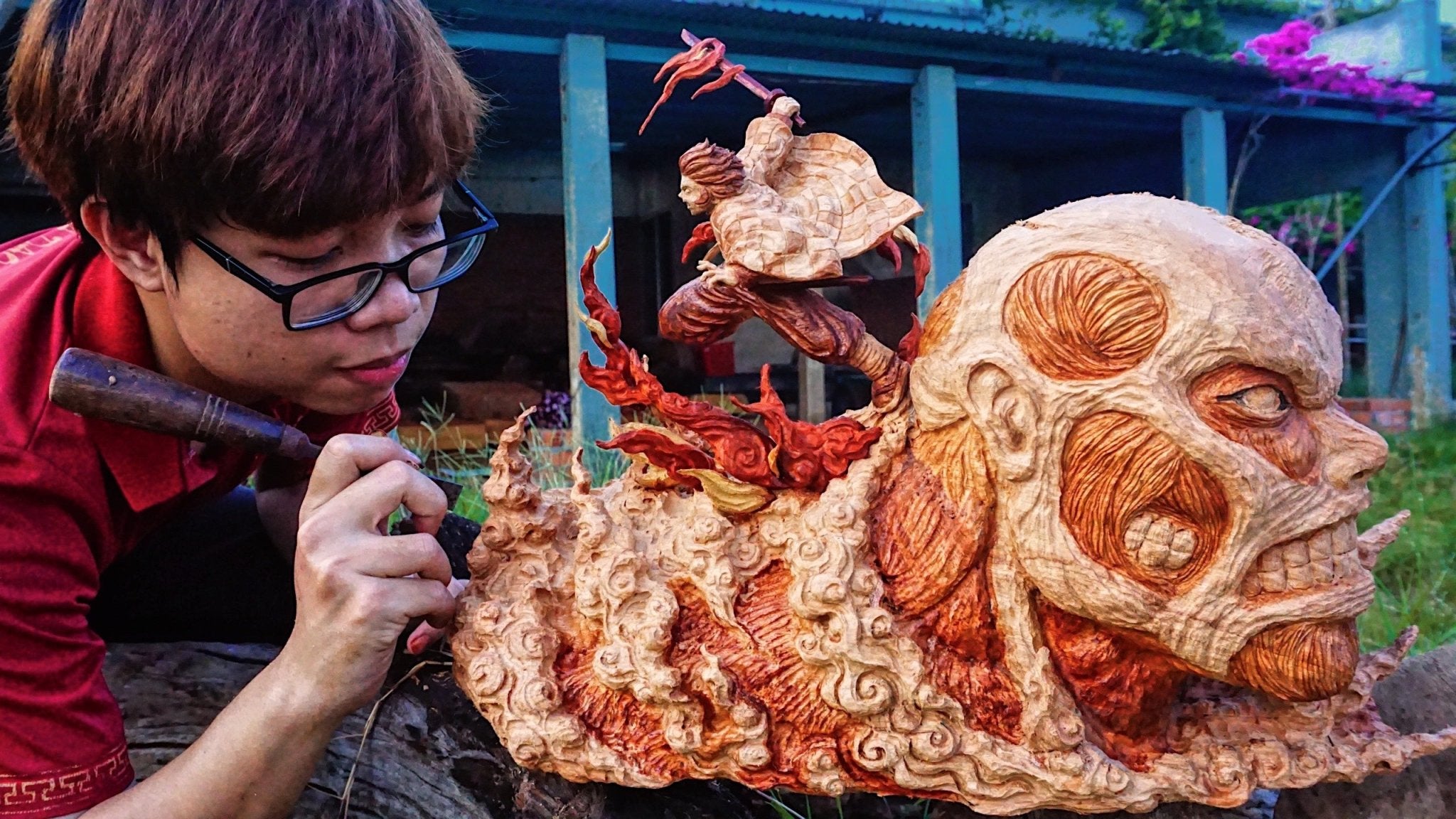 Tanjiro destroyed Colossal Titan Figure wood Carving - Woodart Vietnam