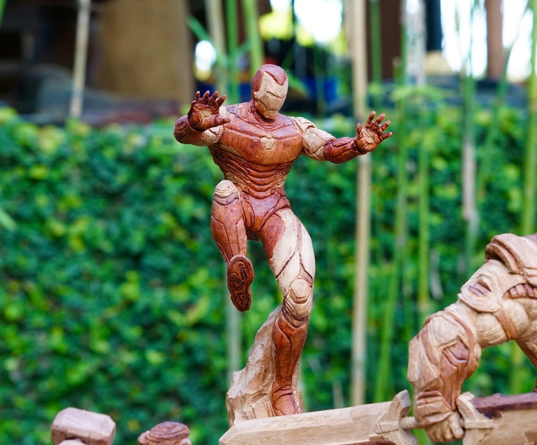 Thanos vs Captain America, Ironman & Thor - Figure Wood Carving - Avengers Endgame