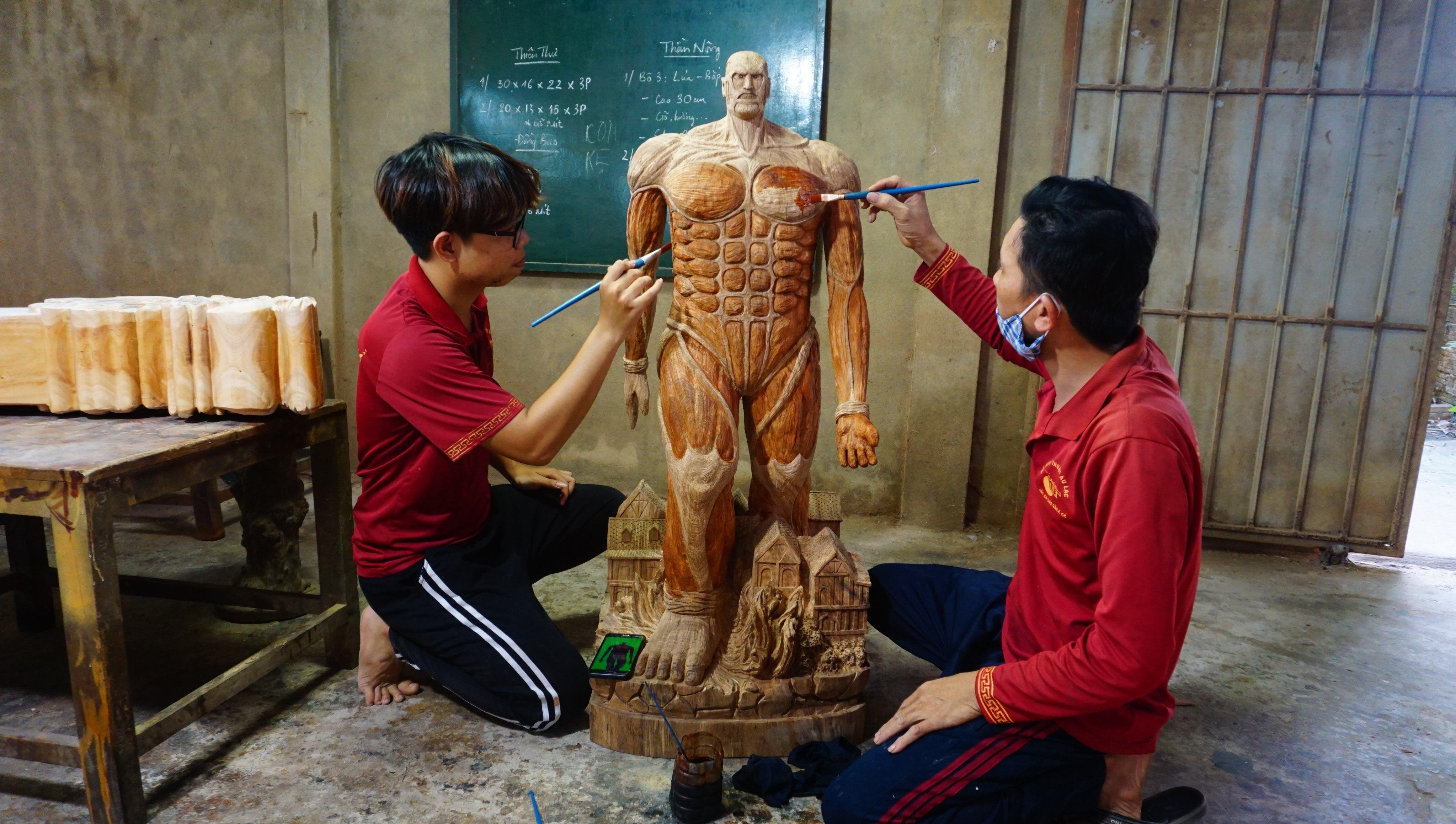 Colossal Titan Wood Carving - Small Version 35cm Height - Woodart Vietnam 