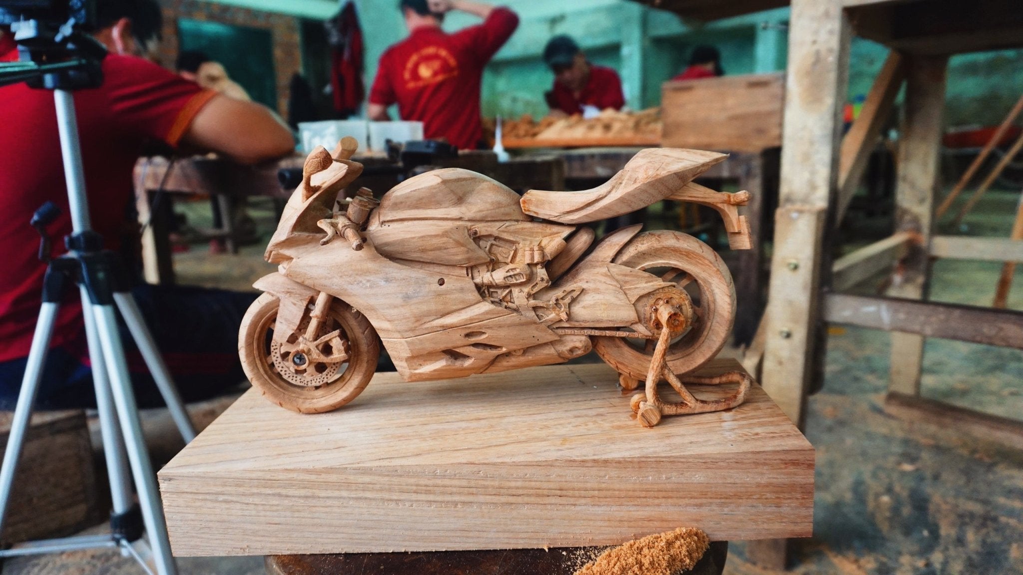 Ducati Figure - Wood Carving - Woodart Vietnam