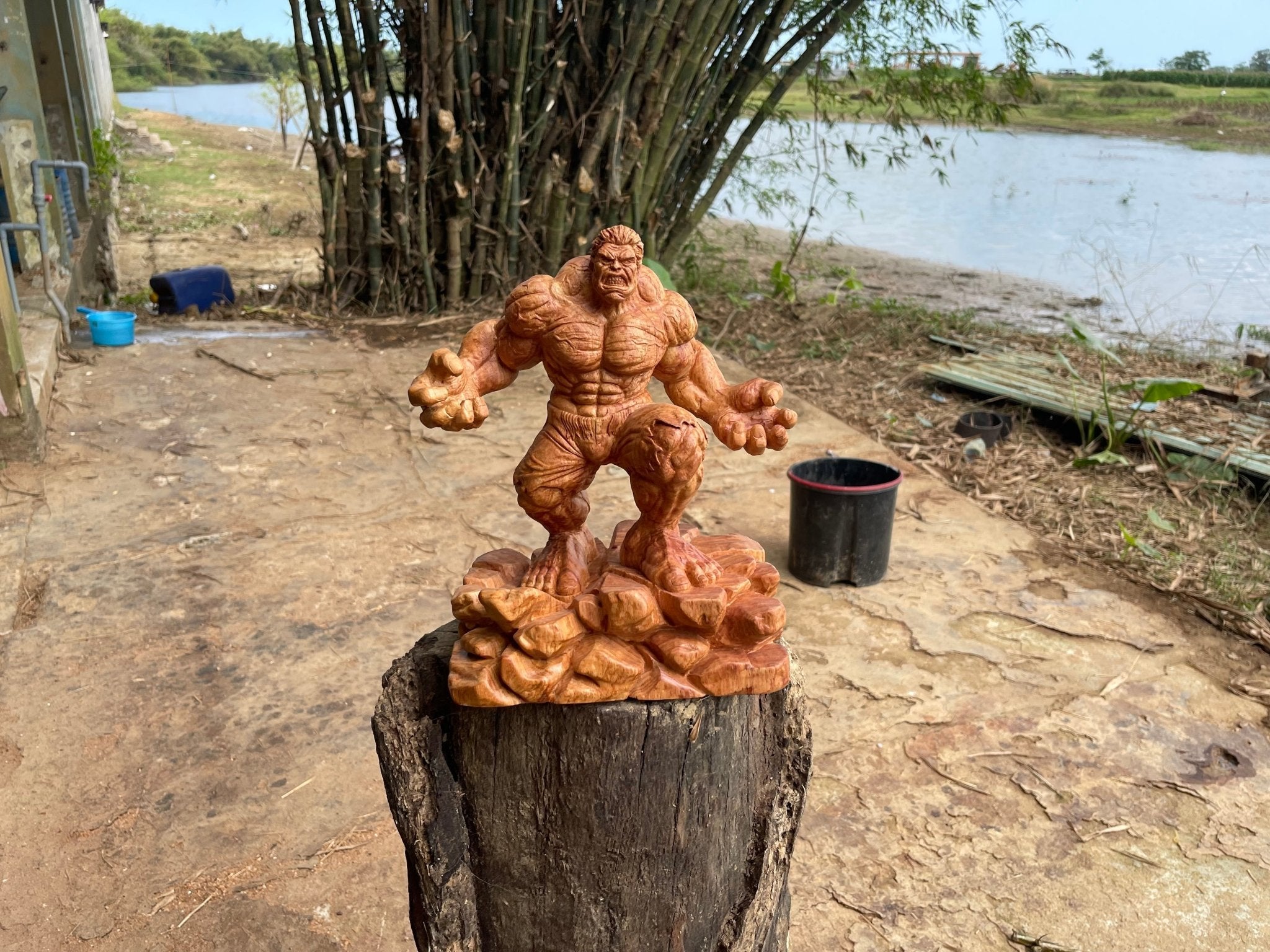 Hulk Figure Wood Carving - Woodart Vietnam