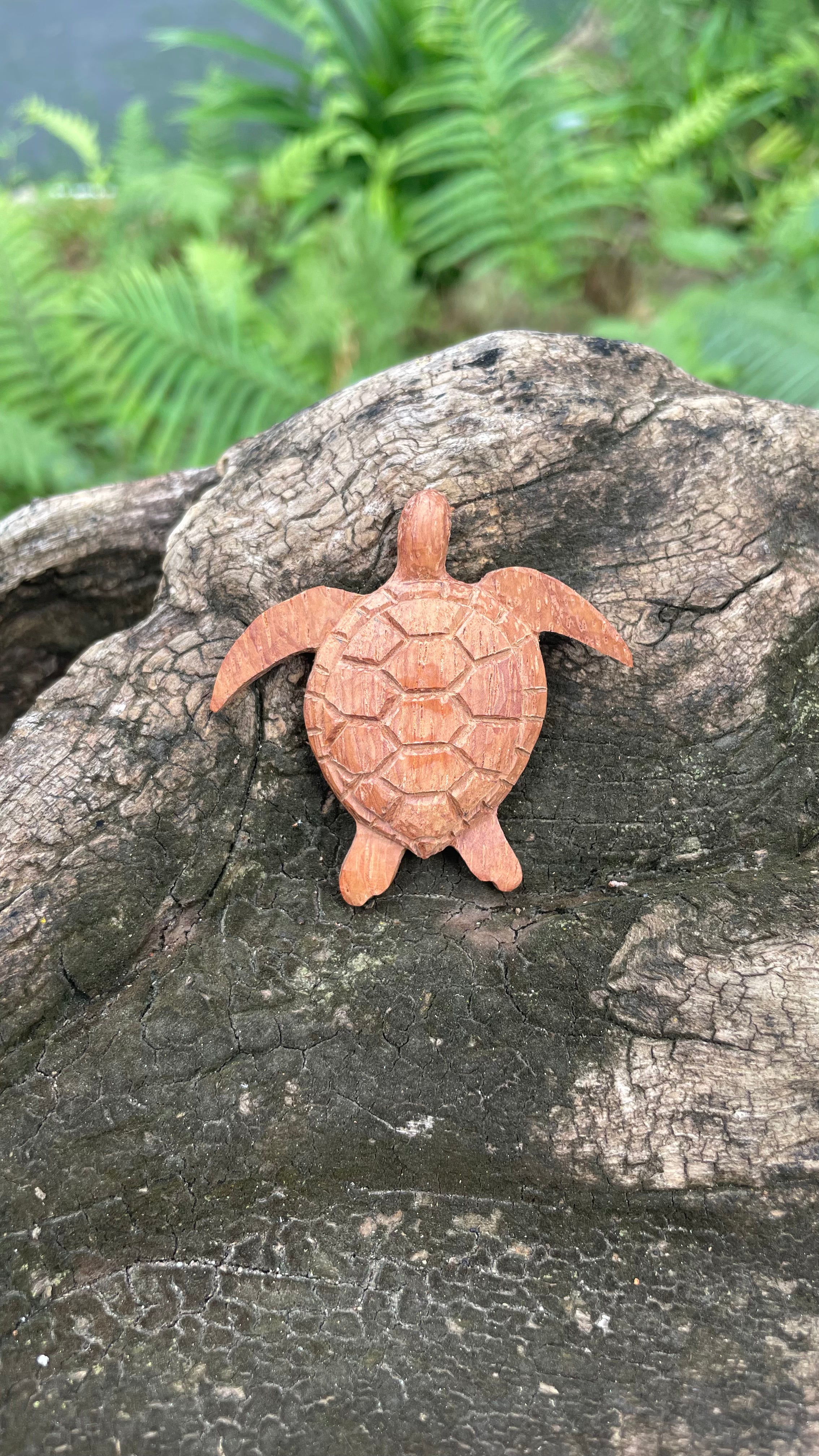Turtle - Wooden Pendant Necklace - Woodart Vietnam 