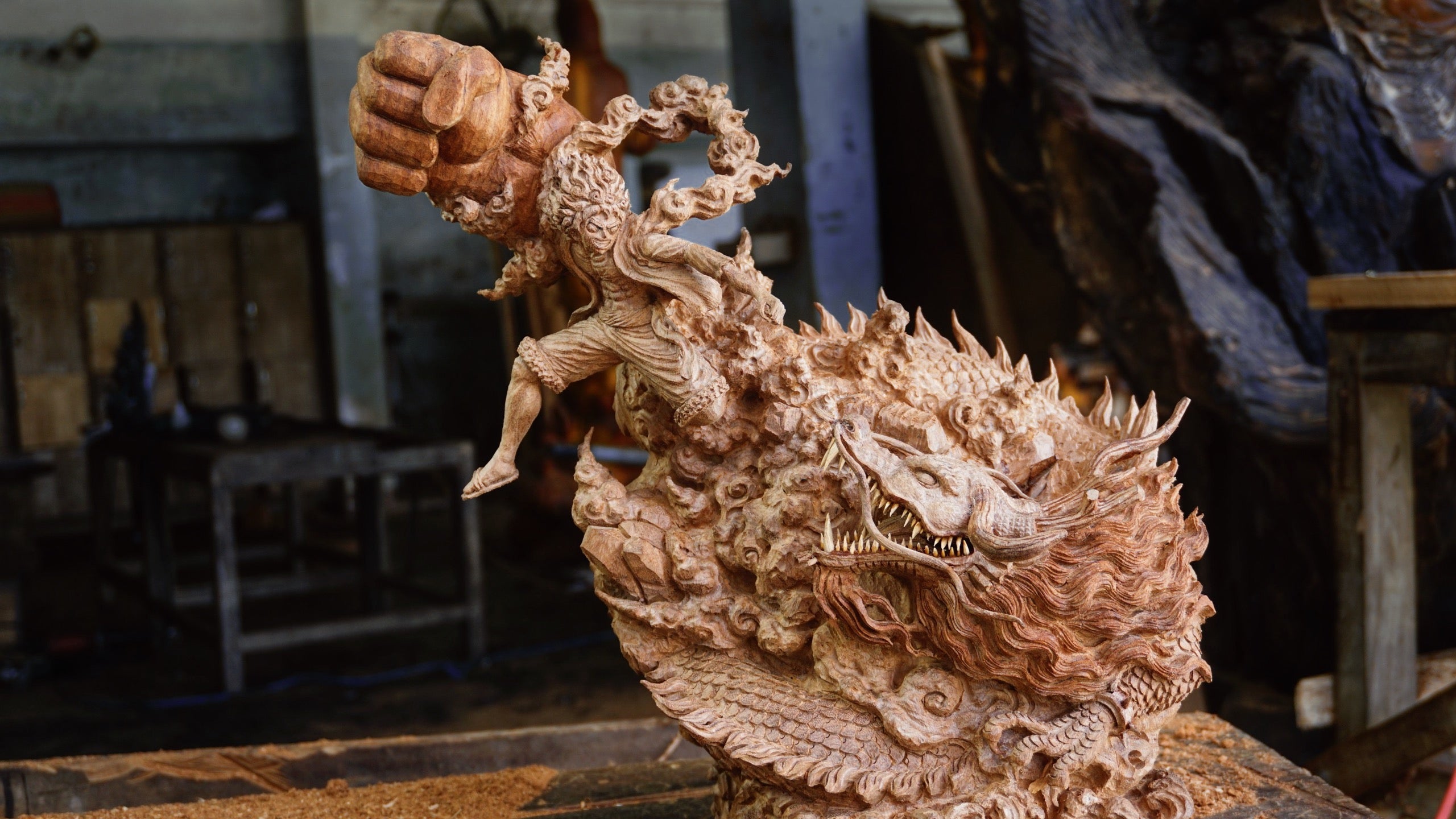 Luffy Gear 5 vs Kaido Figure Wood Carving - Woodart Vietnam 