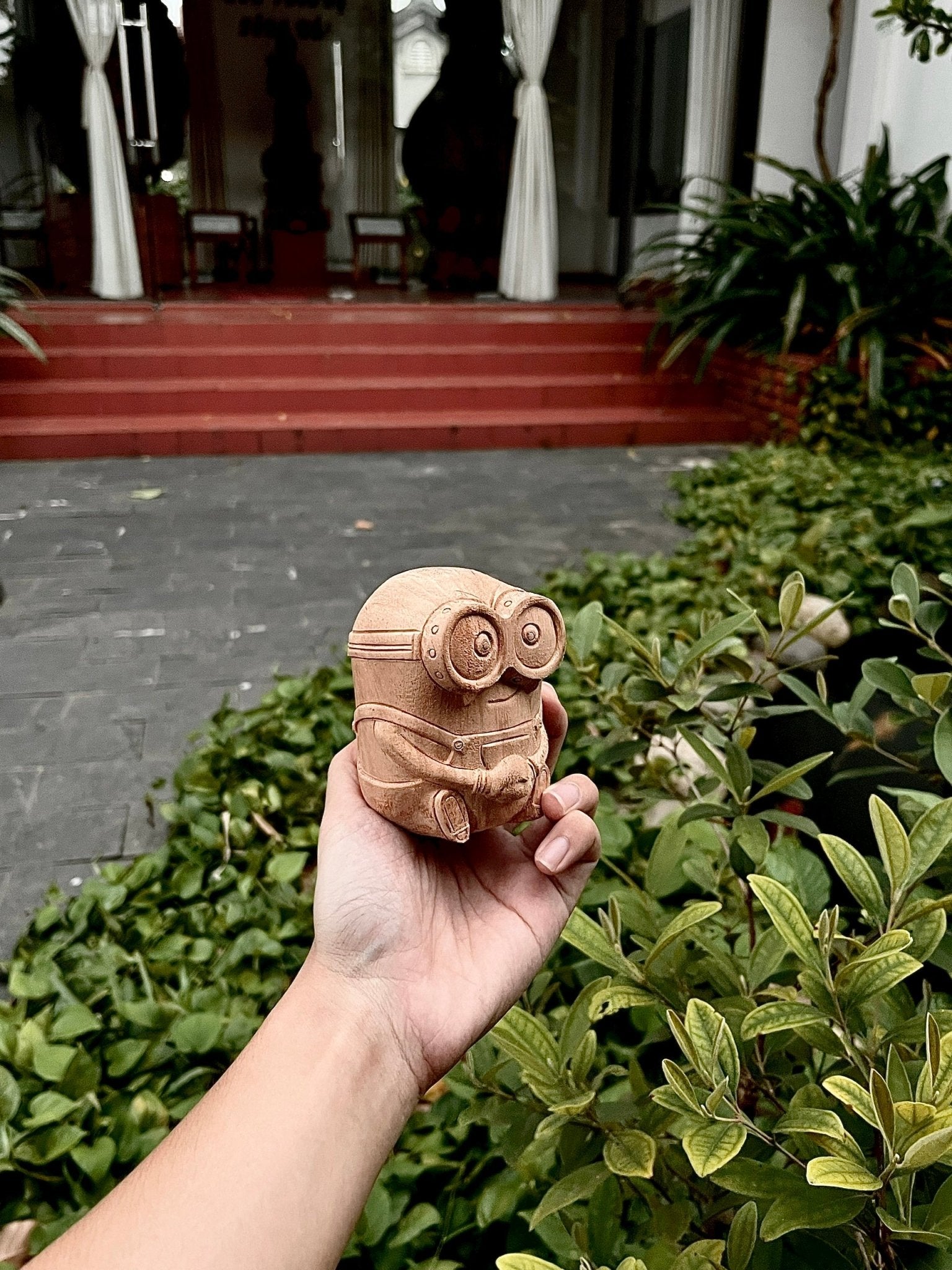 Minions Figure Wood carving - Woodart Vietnam