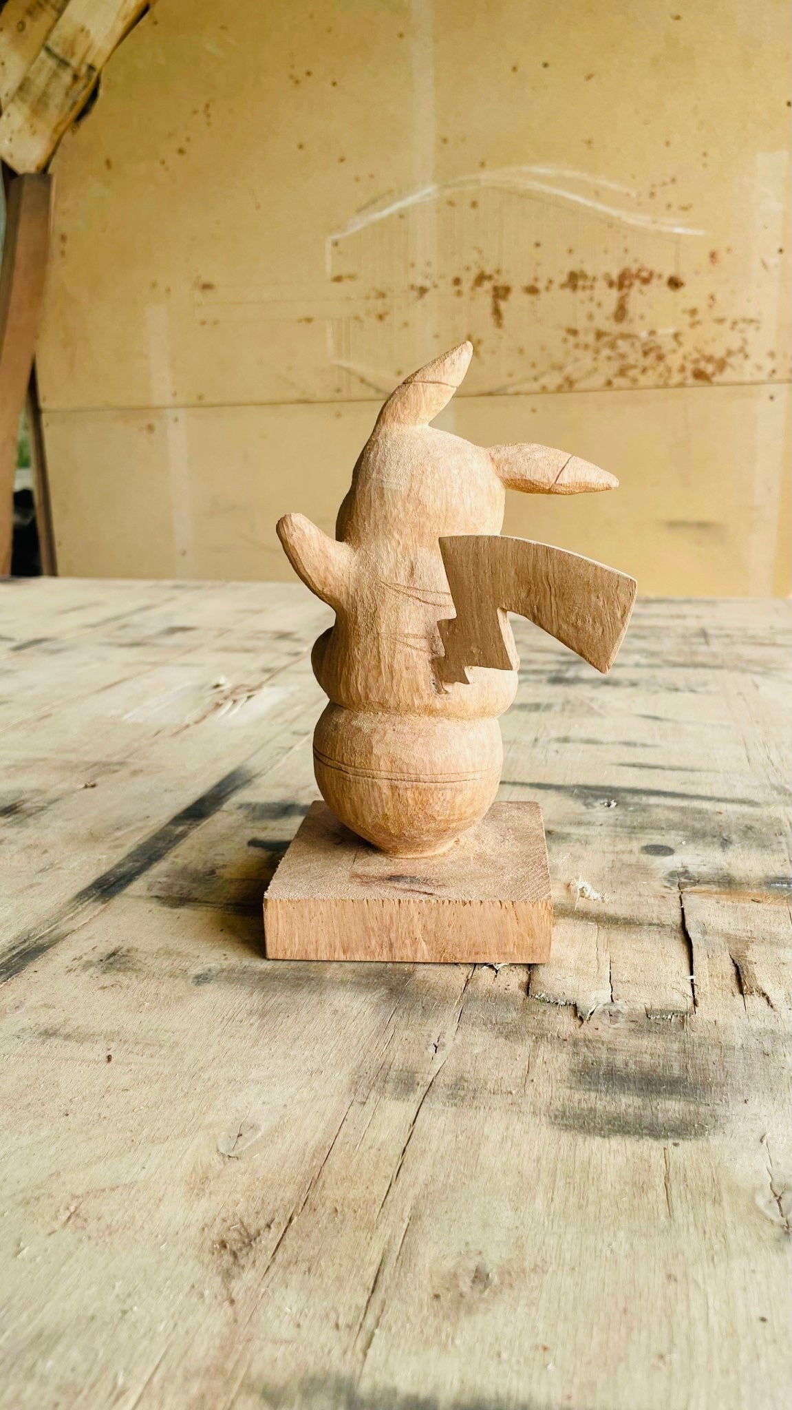 Pikachu - Pokémon ball - Woodart Vietnam