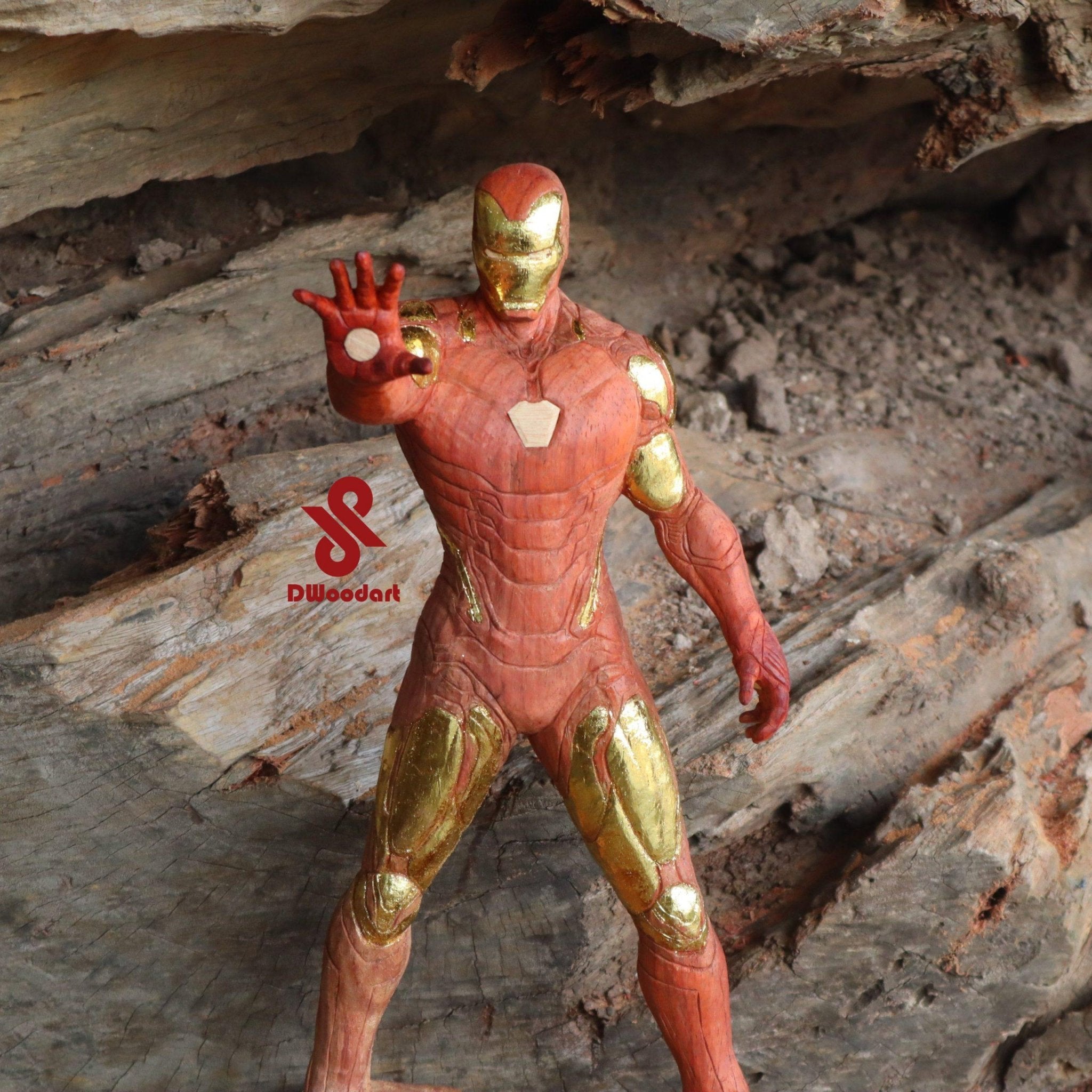 Wood Figurine - Iron Man Mark 85 Figure Wood Carving - Woodart Vietnam